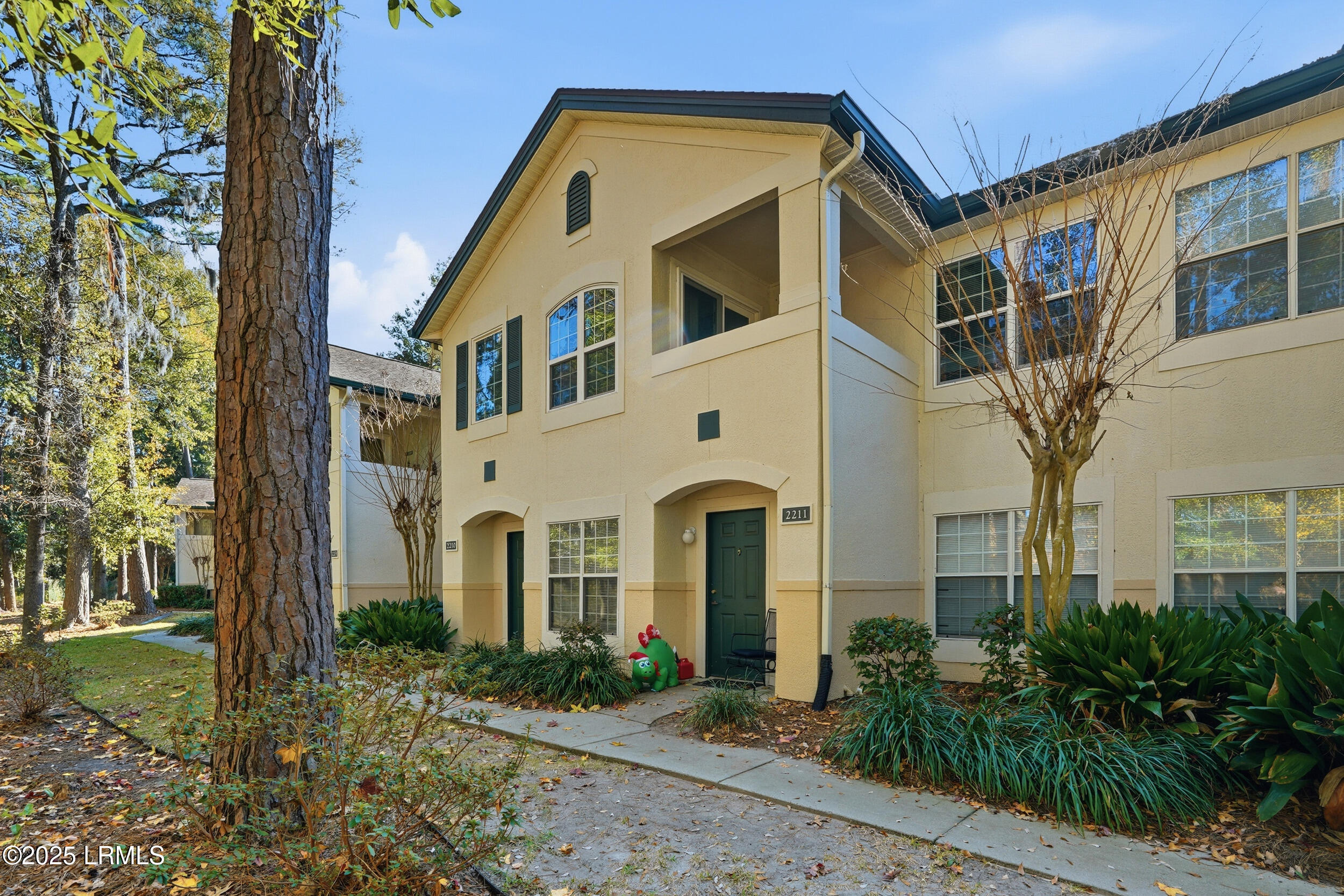 897 Fording Island Road, Unit 2210 Bluffton, SC 29910 - Photo 2 of 36 2_002_dsc08656