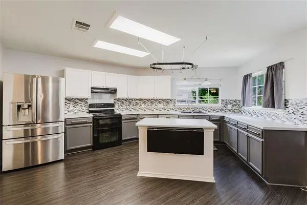 $2,400 | 4403 Cisco Valley Drive, Round Rock, TX 78664