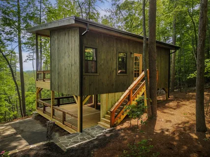 $440,000 | 190 Laurel Crossing, Blue Ridge, GA 30513