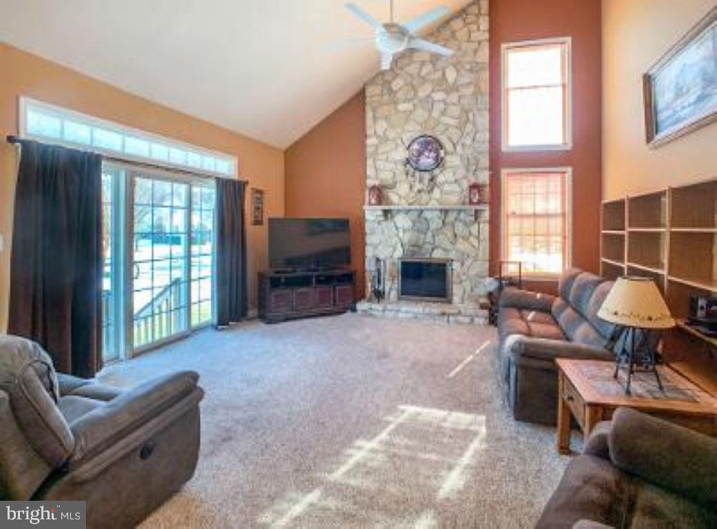 11 Wagon Road Lumberton, NJ 08048 - Photo 13 of 34 Family room w fireplace