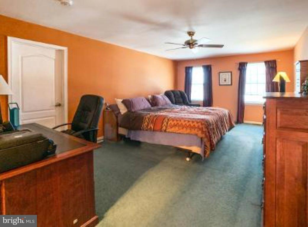 11 Wagon Road Lumberton, NJ 08048 - Photo 19 of 34 Master bedroom suite