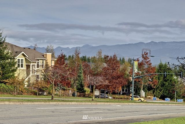 $270,000 | 7713 Fairway Avenue Southeast, Unit 202, Snoqualmie, WA 98065