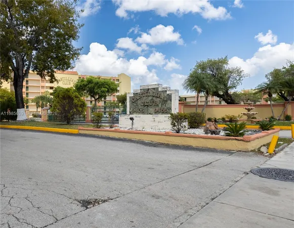 $1,800 | 9405 West Flagler Street, Unit D205, Miami, FL 33174