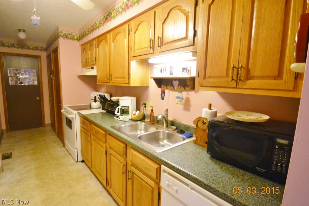 1258 Canyon View Road Northfield, OH 44067 - Photo 6 of 25 Gallery Image 6