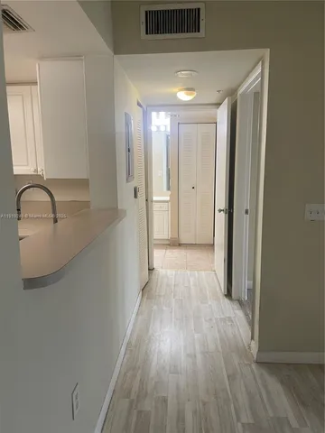 $285,000 | 520 Southeast 5th Avenue, Unit 1607, Fort Lauderdale, FL 33301