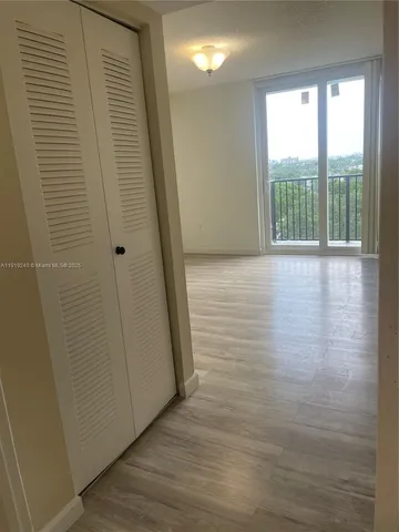 $285,000 | 520 Southeast 5th Avenue, Unit 1607, Fort Lauderdale, FL 33301