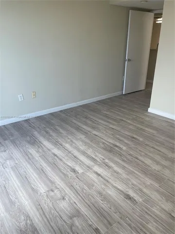 $285,000 | 520 Southeast 5th Avenue, Unit 1607, Fort Lauderdale, FL 33301