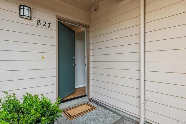 $589,000 | 827 VÃa Casitas, Greenbrae, CA 94904