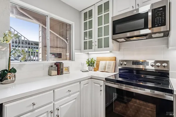 $589,000 | 827 VÃa Casitas, Greenbrae, CA 94904