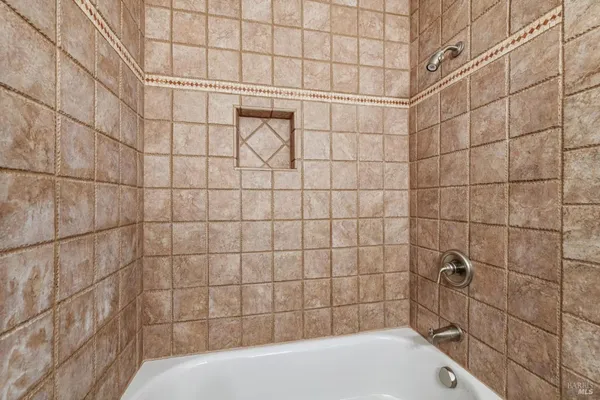$589,000 | 827 VÃa Casitas, Greenbrae, CA 94904