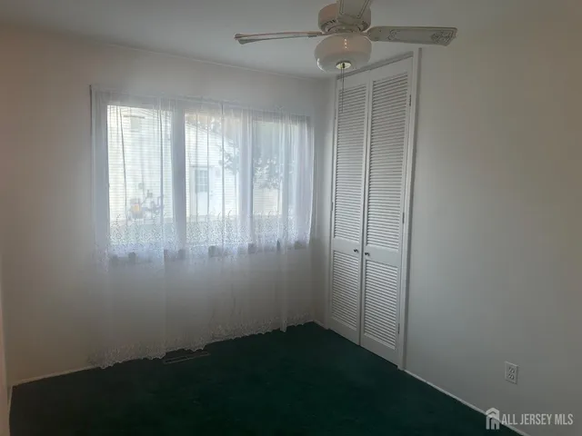 $549,900 | 22 Richford Road, Kendall Park, NJ 08824