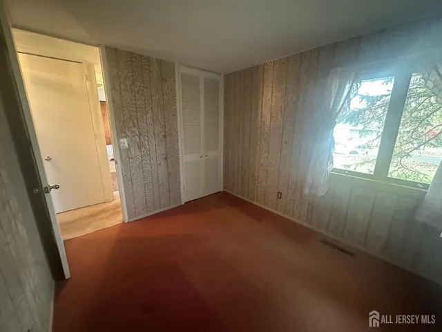 $549,900 | 22 Richford Road, Kendall Park, NJ 08824