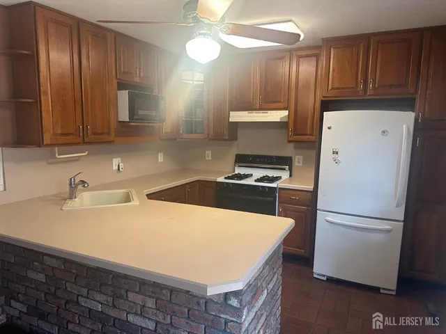 $549,900 | 22 Richford Road, Kendall Park, NJ 08824