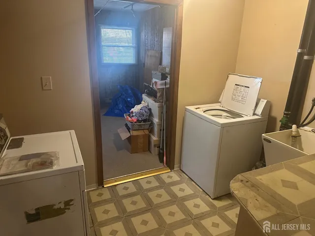 $549,900 | 22 Richford Road, Kendall Park, NJ 08824