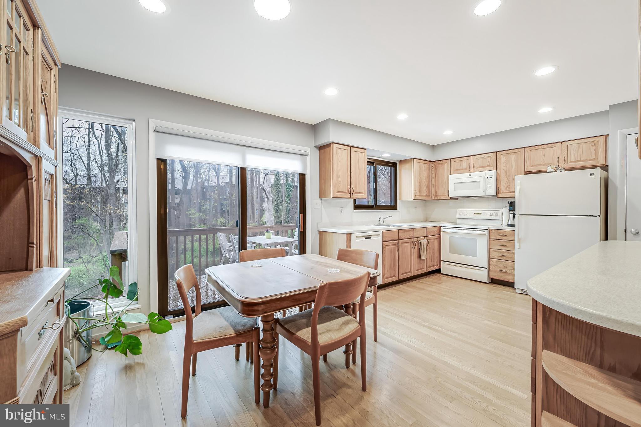 11915 Escalante Court Reston, VA 20191 - Photo 14 of 48