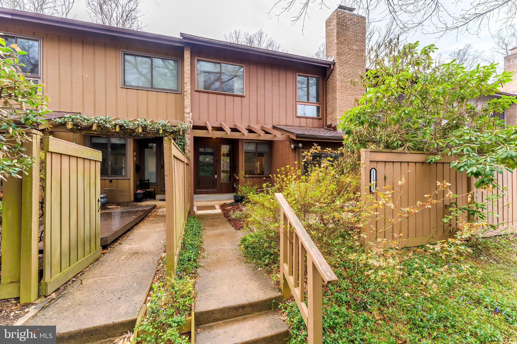 11915 Escalante Court Reston, VA 20191 - Photo 2 of 48