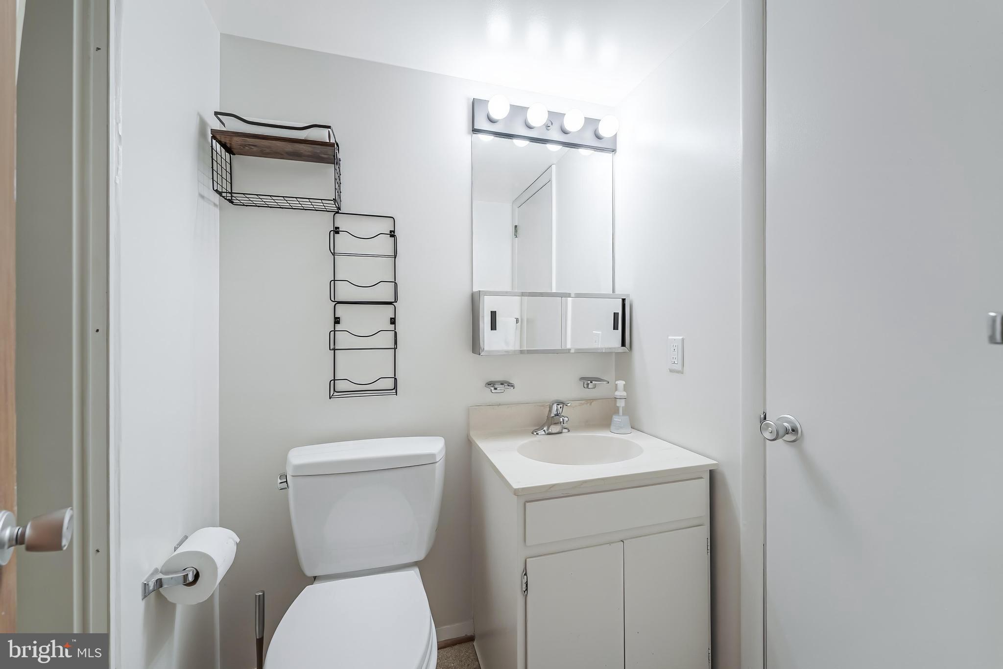 11915 Escalante Court Reston, VA 20191 - Photo 34 of 48