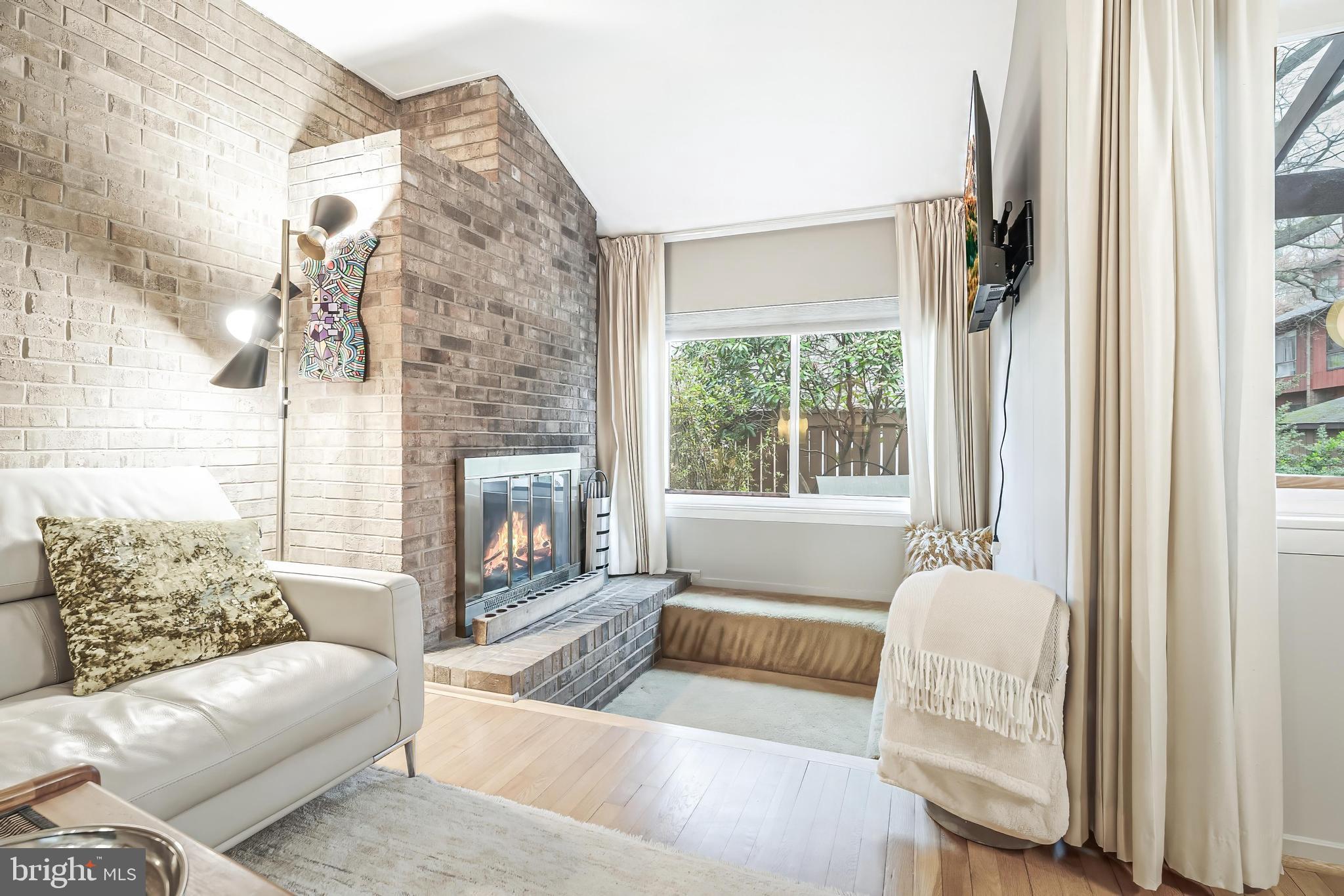 11915 Escalante Court Reston, VA 20191 - Photo 7 of 48