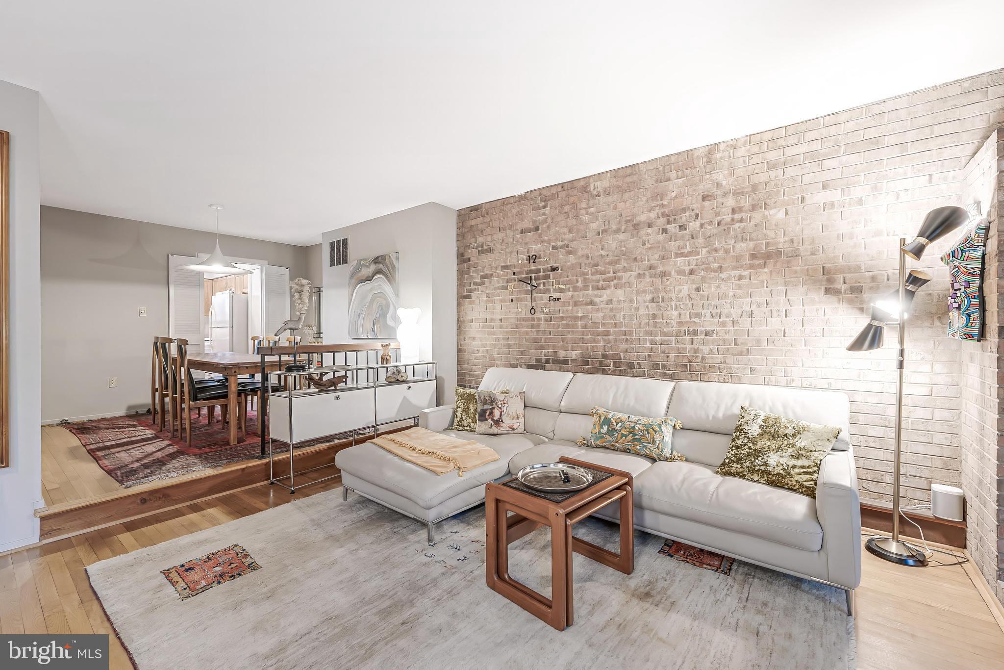 11915 Escalante Court Reston, VA 20191 - Photo 10 of 48