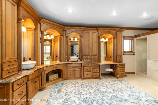 $2,250,000 | 1255 Lost Creek Road, Thayne, WY 83127