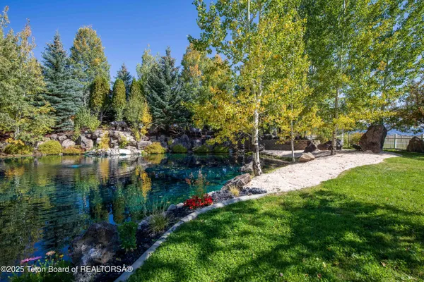 $2,250,000 | 1255 Lost Creek Road, Thayne, WY 83127