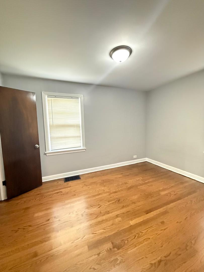 7529 West Rosedale Avenue Chicago, IL 60631 - Photo 7 of 9 Gallery Image 7