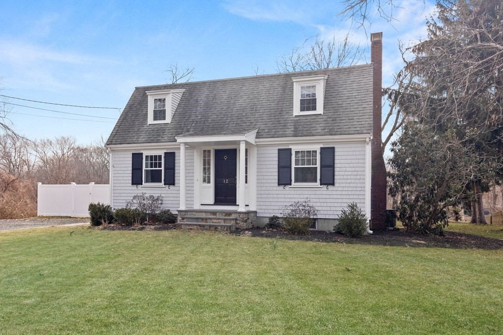 12 Barnes Road Hingham, MA 02043 - Photo 1 of 32 Gallery Image 1