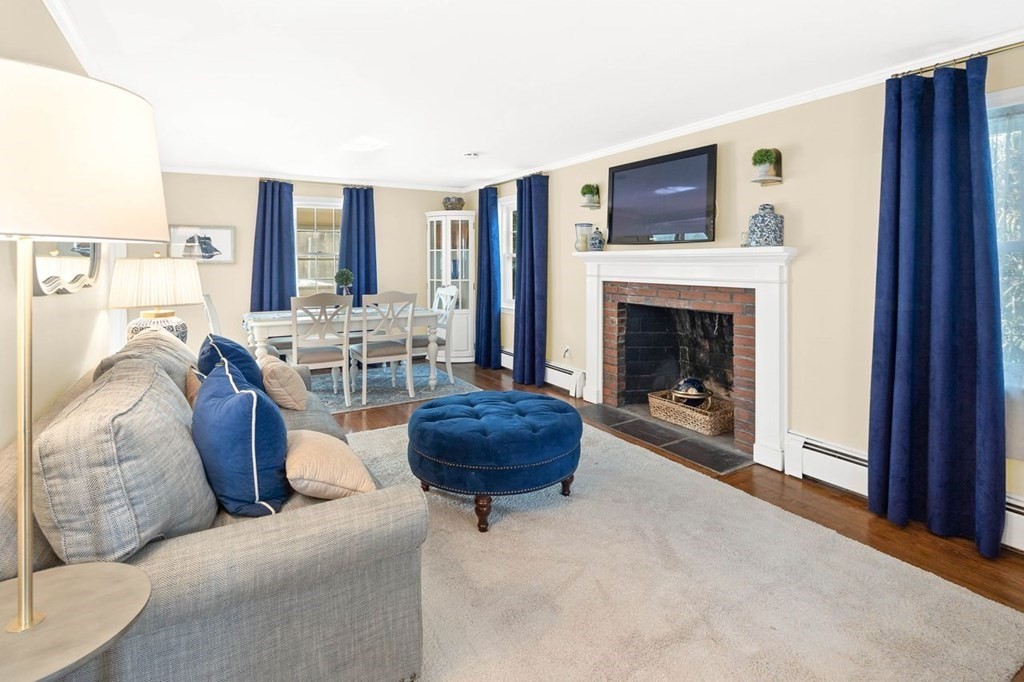 12 Barnes Road Hingham, MA 02043 - Photo 14 of 32 Gallery Image 14
