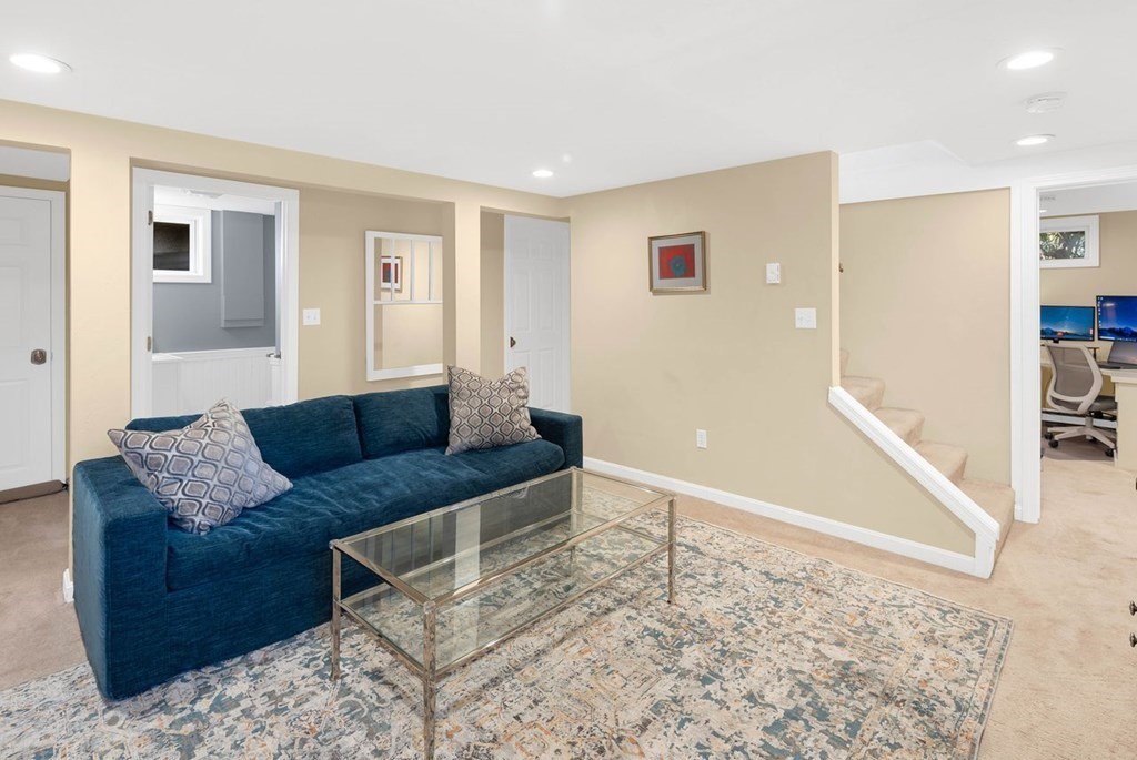 12 Barnes Road Hingham, MA 02043 - Photo 23 of 32 Gallery Image 23