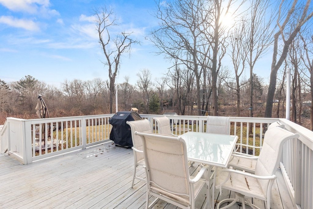 12 Barnes Road Hingham, MA 02043 - Photo 28 of 32 Gallery Image 28