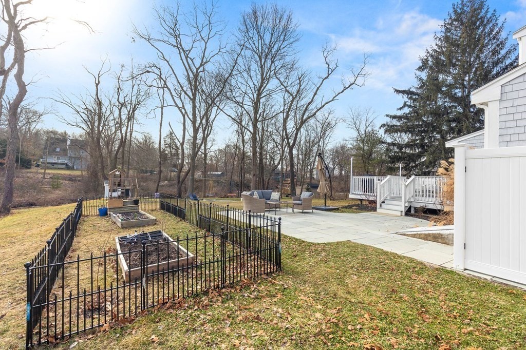 12 Barnes Road Hingham, MA 02043 - Photo 29 of 32 Gallery Image 29