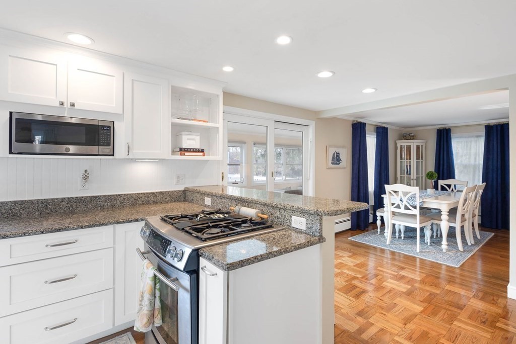 12 Barnes Road Hingham, MA 02043 - Photo 4 of 32 Gallery Image 4