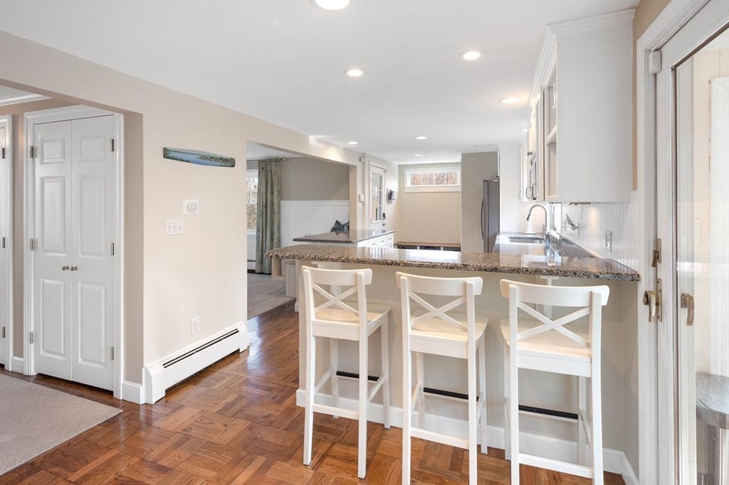 12 Barnes Road Hingham, MA 02043 - Photo 6 of 32 Gallery Image 6