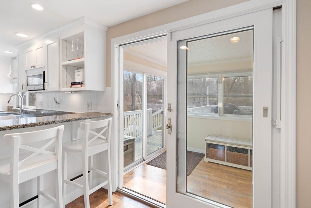 12 Barnes Road Hingham, MA 02043 - Photo 7 of 32 Gallery Image 7