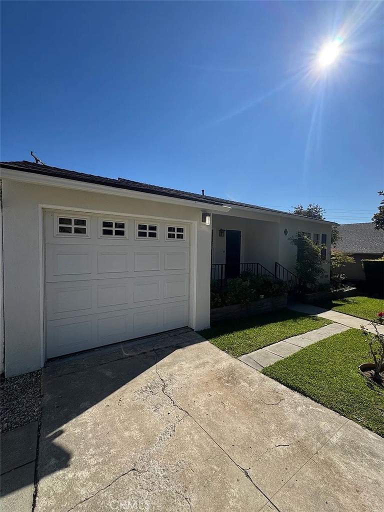 1852 Alpha Road Glendale, CA 91208 - Photo 3 of 29 a view of a back yard of the house