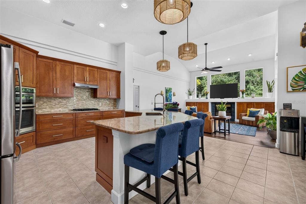 9136 Highland Ridge Way Tampa, FL 33647 - Photo 14 of 55 Gallery Image 14