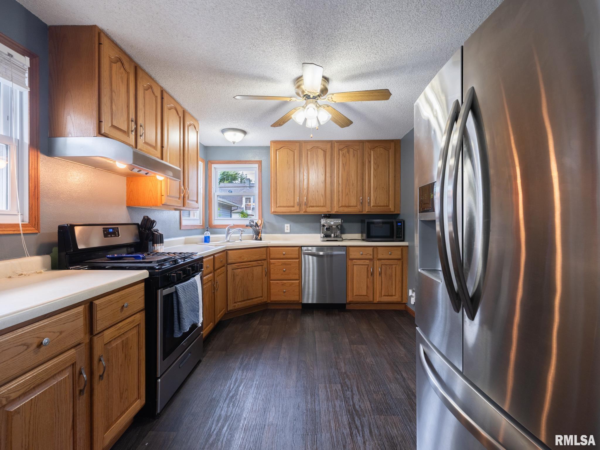 1307 State Street Pekin, IL 61554 - Photo 14 of 50