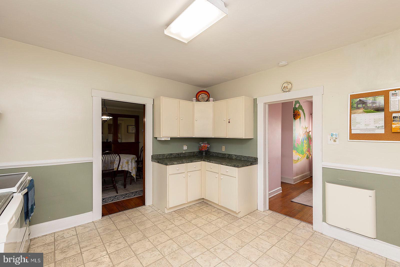 1810 Senseny Road Winchester, VA 22602 - Photo 14 of 36