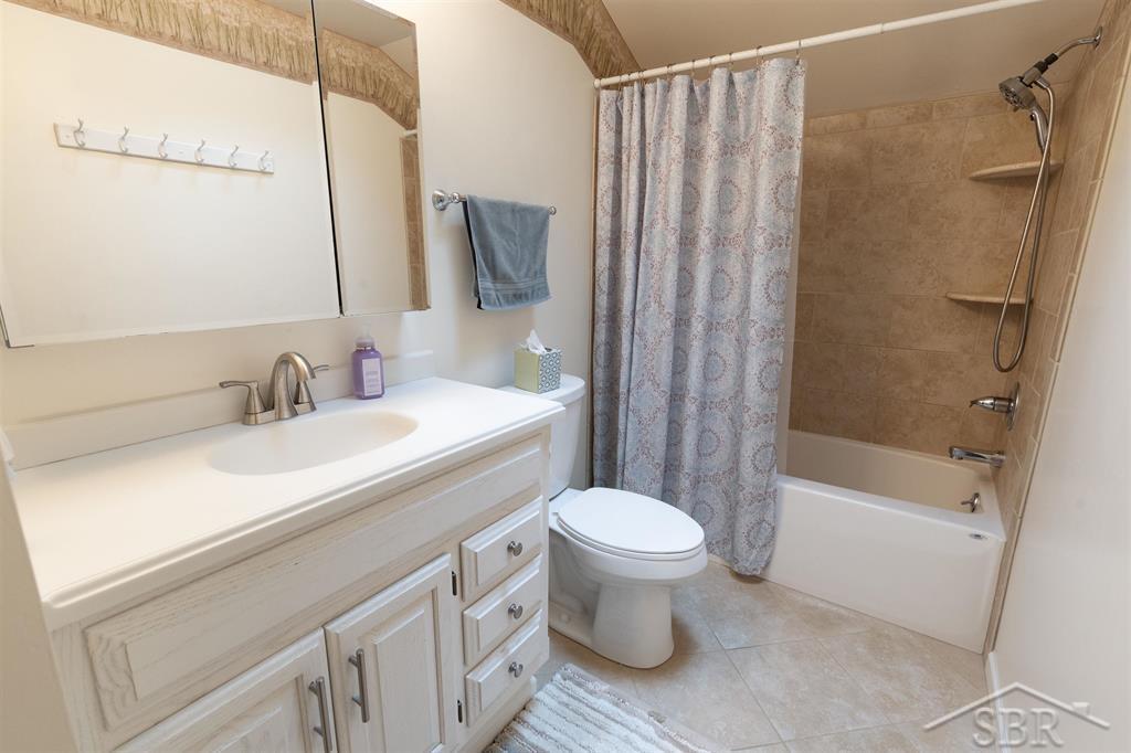 5014 Raintree Drive Midland, MI 48640 - Photo 20 of 28 50185946-a0fc072c-904c-46e6-82b8-c868c8b8bfb4.JPG