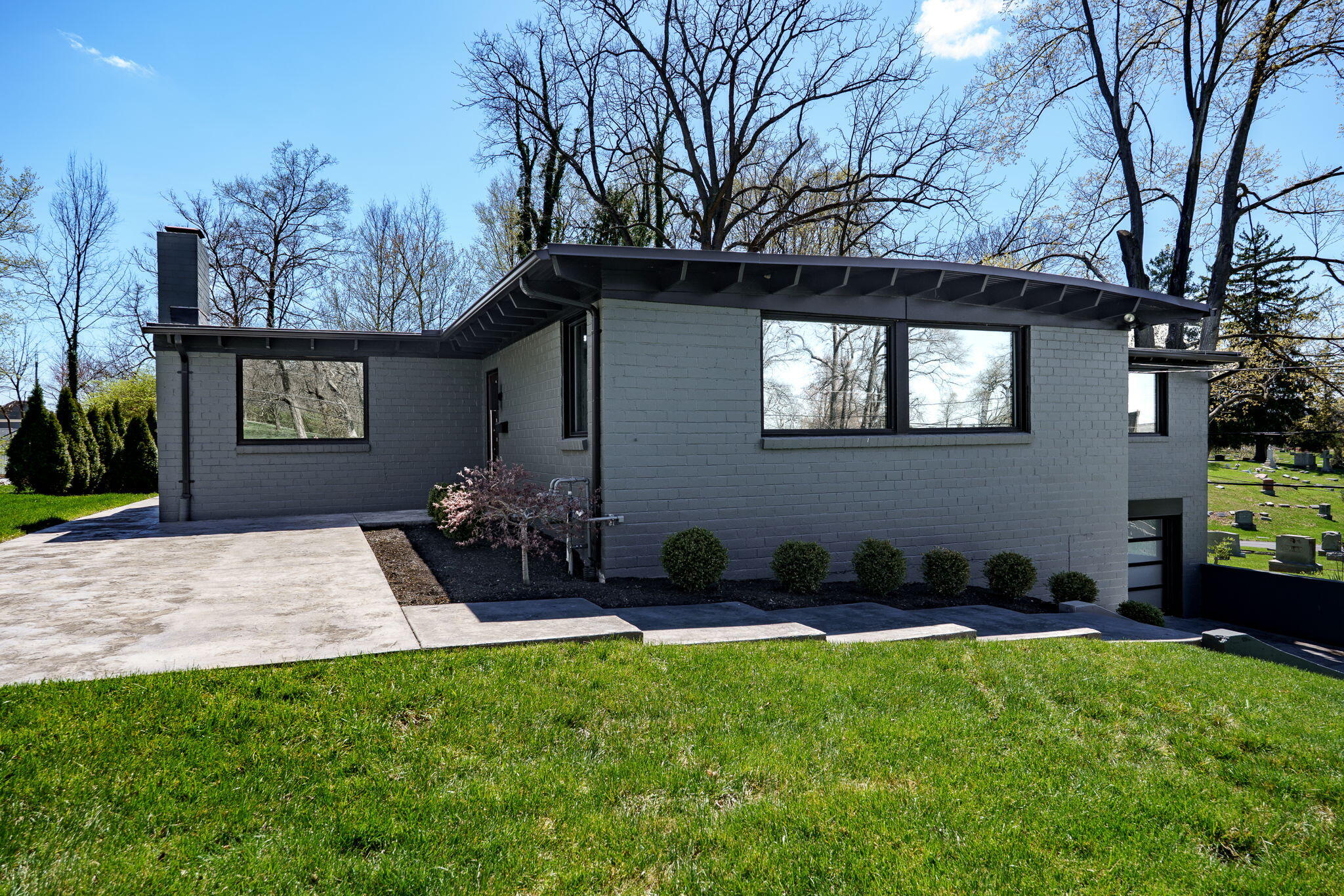 25 West Home Road Springfield, OH 45504 - Photo 5 of 53