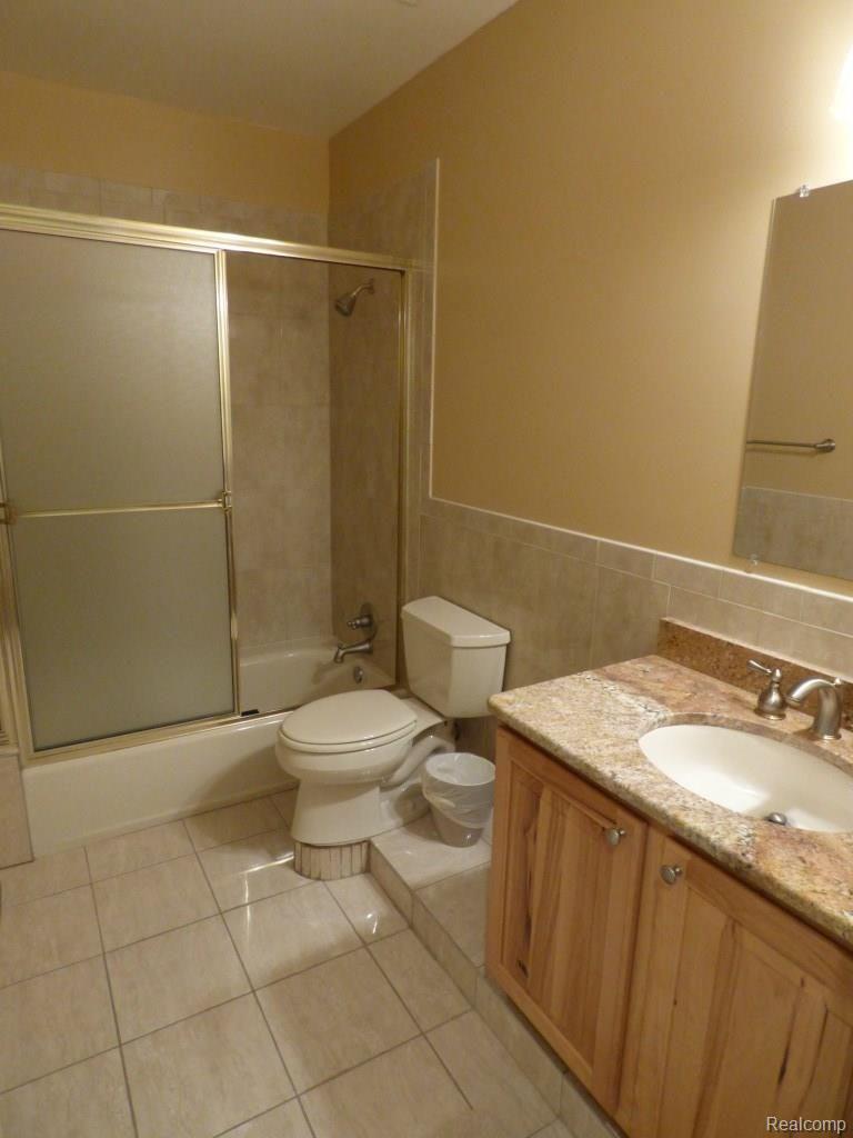4685 Orion Road Rochester, MI 48306 - Photo 31 of 56 P1250893.jpg