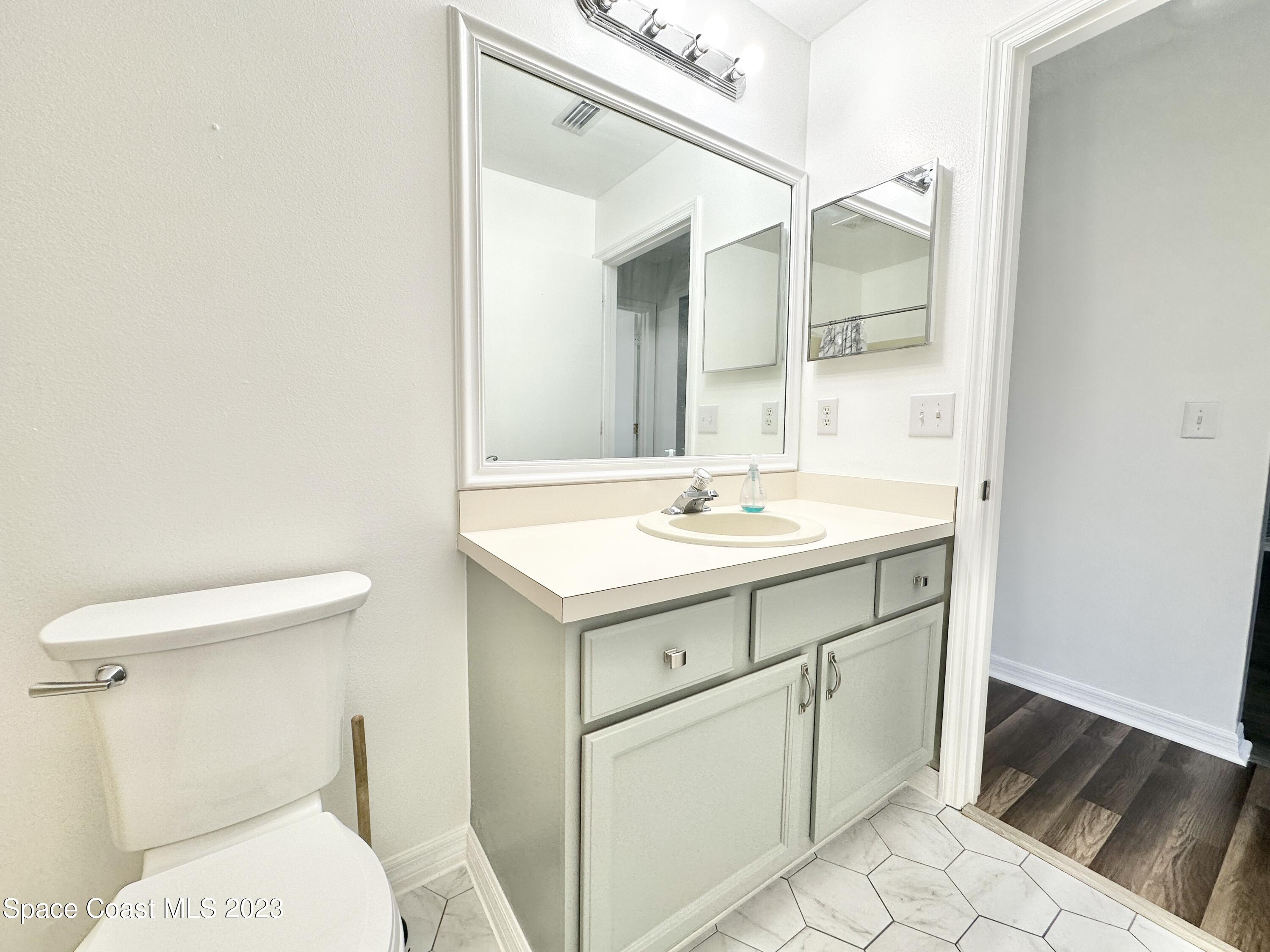 5354 Carrick Road Cocoa, FL 32927 - Photo 18 of 23 hall bathroom