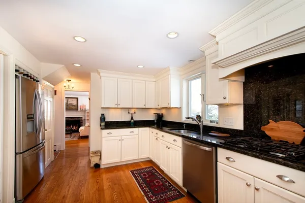 $1,295,000 | 101 Pond Street, Cohasset, MA 02025