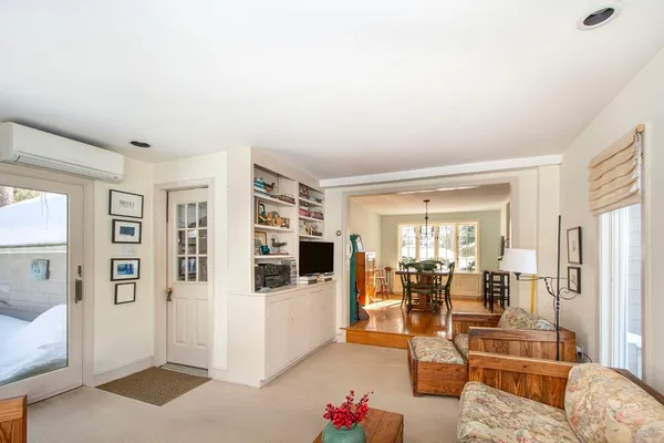 $1,295,000 | 101 Pond Street, Cohasset, MA 02025
