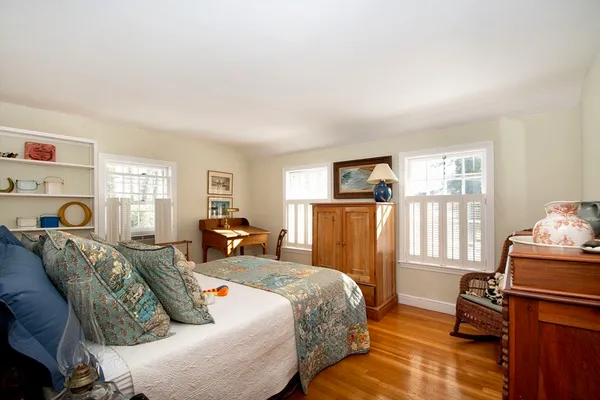 $1,295,000 | 101 Pond Street, Cohasset, MA 02025