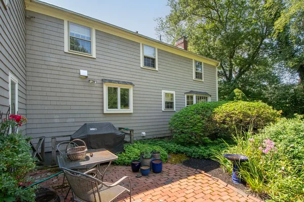 $1,295,000 | 101 Pond Street, Cohasset, MA 02025
