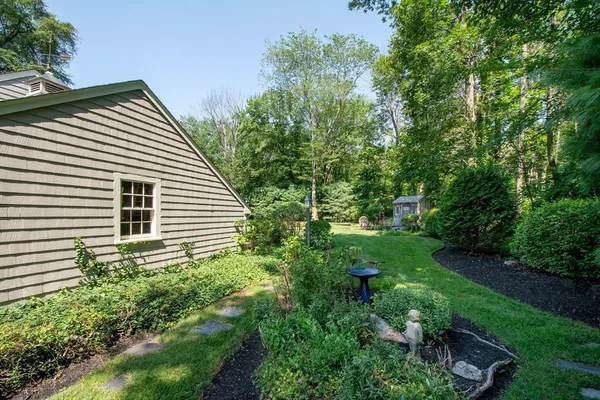 $1,295,000 | 101 Pond Street, Cohasset, MA 02025