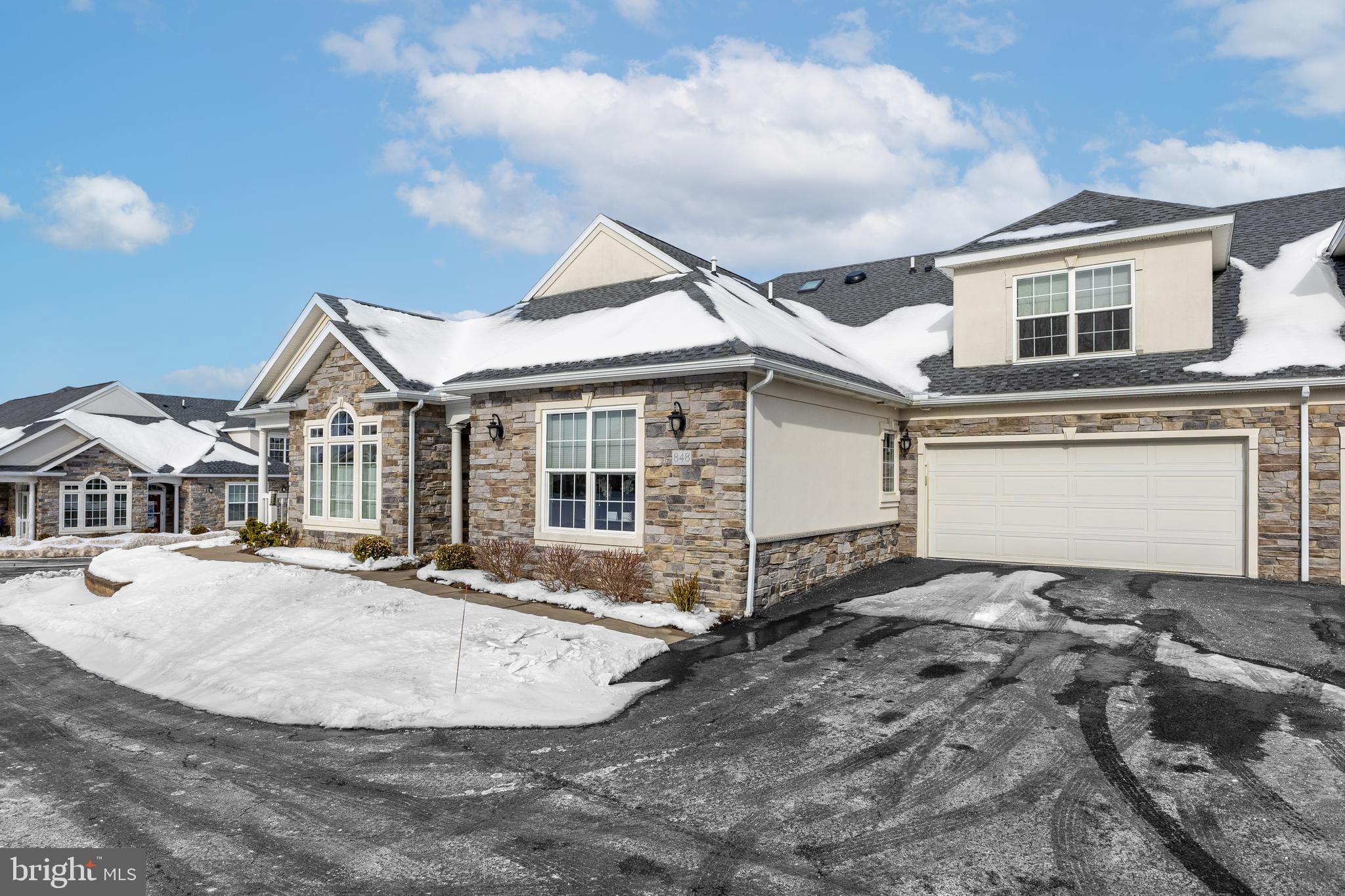 3221 Shellers Bend, Unit 848 State College, PA 16801 - Photo 2 of 34