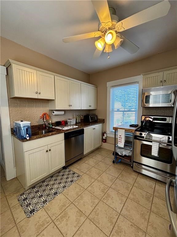 51 Annandale Road, Unit 2 Newport, RI 02840 - Photo 15 of 23