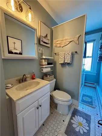 $2,600 | 51 Annandale Road, Unit 2, Newport, RI 02840